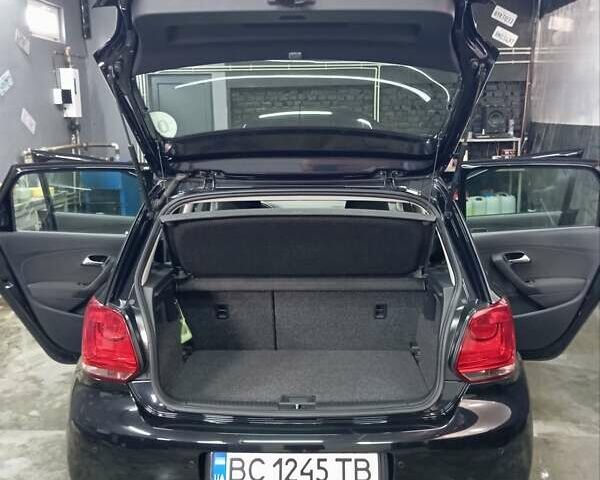 Черный Фольксваген Поло, объемом двигателя 1.6 л и пробегом 109 тыс. км за 11200 $, фото 7 на Automoto.ua