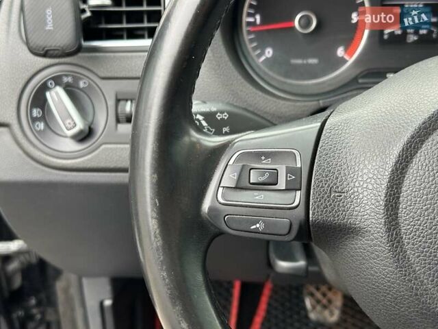 Чорний Фольксваген Поло, об'ємом двигуна 1.6 л та пробігом 189 тис. км за 7290 $, фото 16 на Automoto.ua