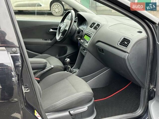 Чорний Фольксваген Поло, об'ємом двигуна 1.6 л та пробігом 189 тис. км за 7290 $, фото 20 на Automoto.ua