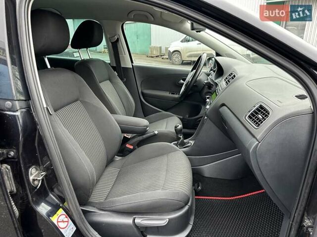 Чорний Фольксваген Поло, об'ємом двигуна 1.6 л та пробігом 189 тис. км за 7290 $, фото 21 на Automoto.ua