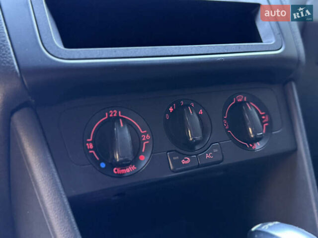 Черный Фольксваген Поло, объемом двигателя 1.39 л и пробегом 143 тыс. км за 7850 $, фото 40 на Automoto.ua