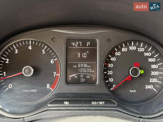 Черный Фольксваген Поло, объемом двигателя 1.39 л и пробегом 140 тыс. км за 8300 $, фото 30 на Automoto.ua