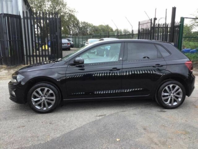 Черный Фольксваген Поло, объемом двигателя 1 л и пробегом 31 тыс. км за 7500 $, фото 4 на Automoto.ua