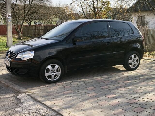 Черный Фольксваген Поло, объемом двигателя 1.4 л и пробегом 260 тыс. км за 3850 $, фото 18 на Automoto.ua