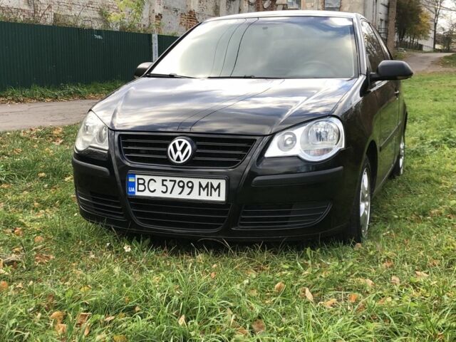 Черный Фольксваген Поло, объемом двигателя 1.4 л и пробегом 260 тыс. км за 3850 $, фото 1 на Automoto.ua
