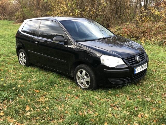 Черный Фольксваген Поло, объемом двигателя 1.4 л и пробегом 260 тыс. км за 3850 $, фото 22 на Automoto.ua