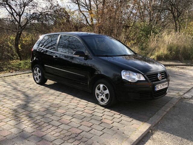 Черный Фольксваген Поло, объемом двигателя 1.4 л и пробегом 260 тыс. км за 3850 $, фото 8 на Automoto.ua