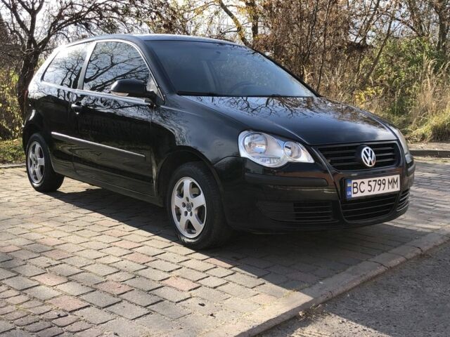 Черный Фольксваген Поло, объемом двигателя 1.4 л и пробегом 260 тыс. км за 3850 $, фото 6 на Automoto.ua