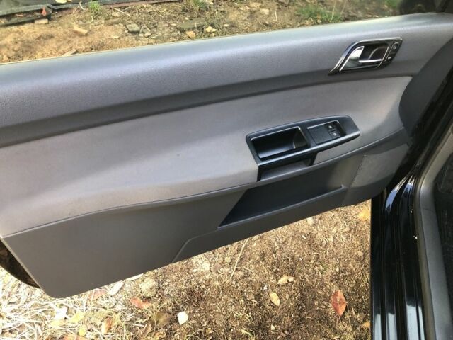 Черный Фольксваген Поло, объемом двигателя 1.4 л и пробегом 260 тыс. км за 3850 $, фото 10 на Automoto.ua