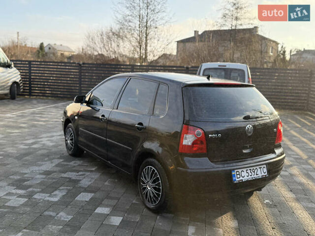 Черный Фольксваген Поло, объемом двигателя 1.4 л и пробегом 227 тыс. км за 2550 $, фото 2 на Automoto.ua