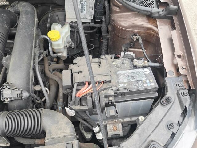 Чорний Фольксваген Поло, об'ємом двигуна 1.2 л та пробігом 68 тис. км за 10000 $, фото 21 на Automoto.ua