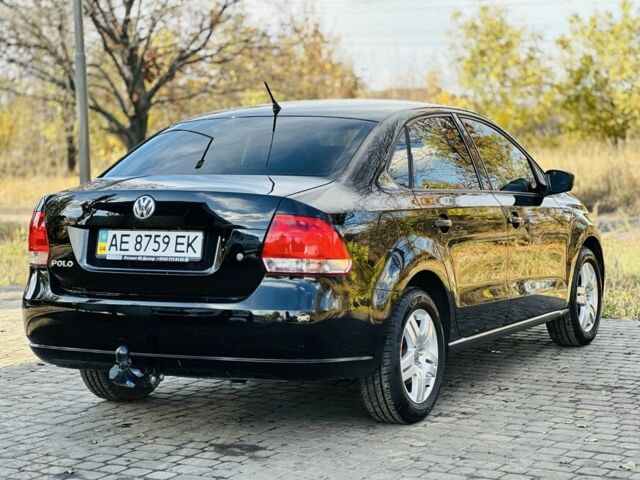 Черный Фольксваген Поло, объемом двигателя 1.6 л и пробегом 140 тыс. км за 5950 $, фото 5 на Automoto.ua