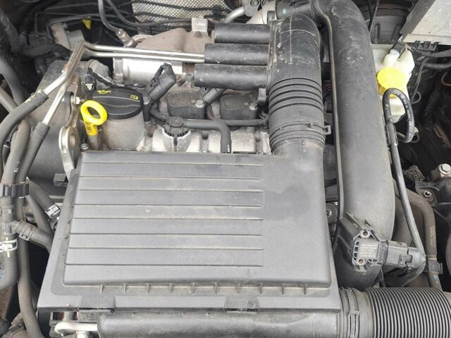 Чорний Фольксваген Поло, об'ємом двигуна 1.2 л та пробігом 68 тис. км за 10000 $, фото 22 на Automoto.ua