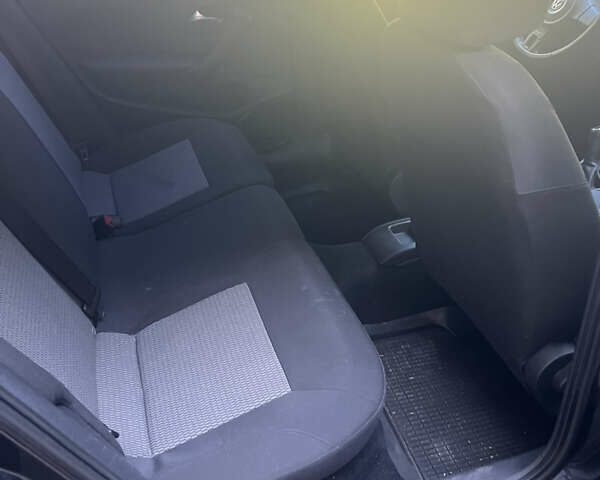 Черный Фольксваген Поло, объемом двигателя 1.6 л и пробегом 198 тыс. км за 6500 $, фото 18 на Automoto.ua