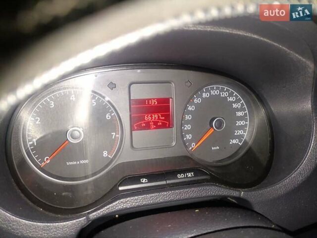 Черный Фольксваген Поло, объемом двигателя 1.6 л и пробегом 66 тыс. км за 9200 $, фото 3 на Automoto.ua