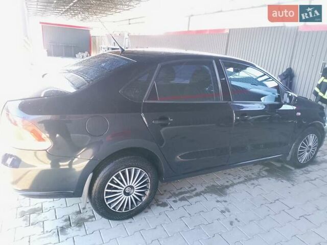 Черный Фольксваген Поло, объемом двигателя 1.6 л и пробегом 212 тыс. км за 6700 $, фото 13 на Automoto.ua