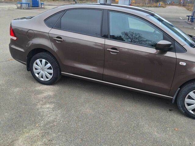 Чорний Фольксваген Поло, об'ємом двигуна 1.2 л та пробігом 68 тис. км за 10000 $, фото 6 на Automoto.ua