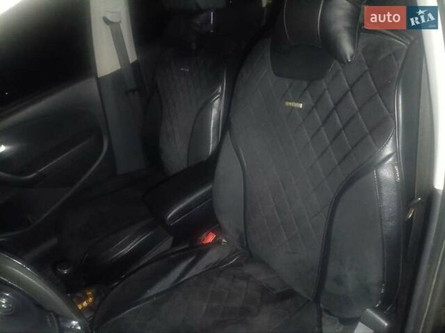 Черный Фольксваген Поло, объемом двигателя 1.6 л и пробегом 66 тыс. км за 9200 $, фото 4 на Automoto.ua