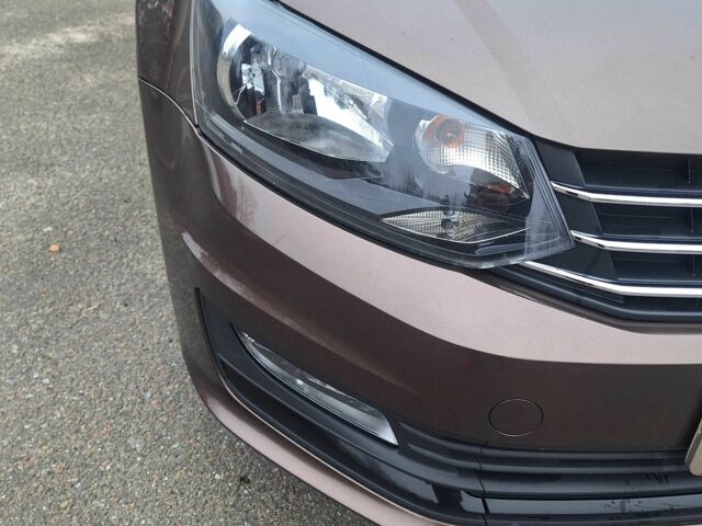 Чорний Фольксваген Поло, об'ємом двигуна 1.2 л та пробігом 68 тис. км за 10000 $, фото 4 на Automoto.ua