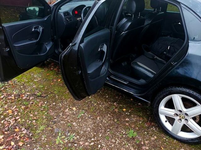 Чорний Фольксваген Поло, об'ємом двигуна 1.6 л та пробігом 270 тис. км за 5500 $, фото 3 на Automoto.ua