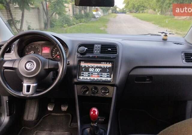 Чорний Фольксваген Поло, об'ємом двигуна 1.6 л та пробігом 170 тис. км за 6555 $, фото 3 на Automoto.ua