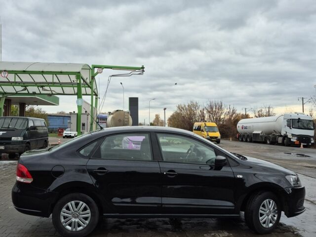 Черный Фольксваген Поло, объемом двигателя 1.6 л и пробегом 181 тыс. км за 6600 $, фото 3 на Automoto.ua