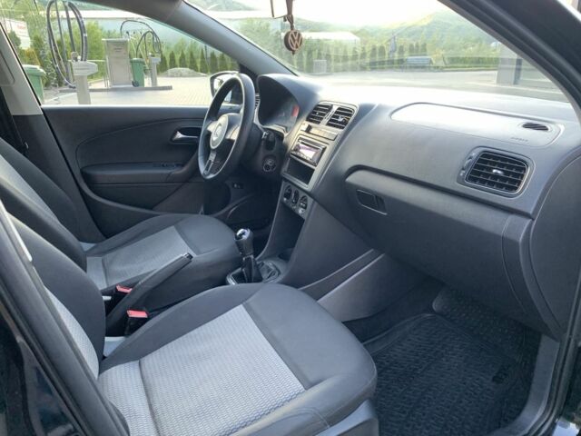 Черный Фольксваген Поло, объемом двигателя 1.6 л и пробегом 275 тыс. км за 6199 $, фото 10 на Automoto.ua