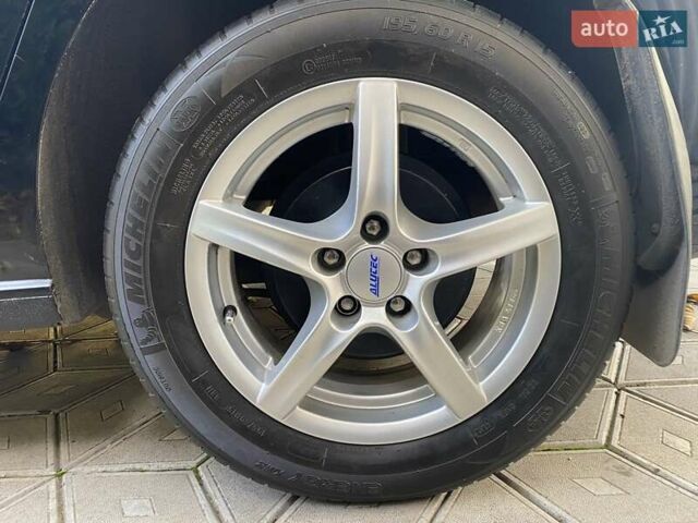 Черный Фольксваген Поло, объемом двигателя 1.6 л и пробегом 70 тыс. км за 8300 $, фото 11 на Automoto.ua