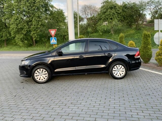 Черный Фольксваген Поло, объемом двигателя 1.6 л и пробегом 275 тыс. км за 6199 $, фото 2 на Automoto.ua