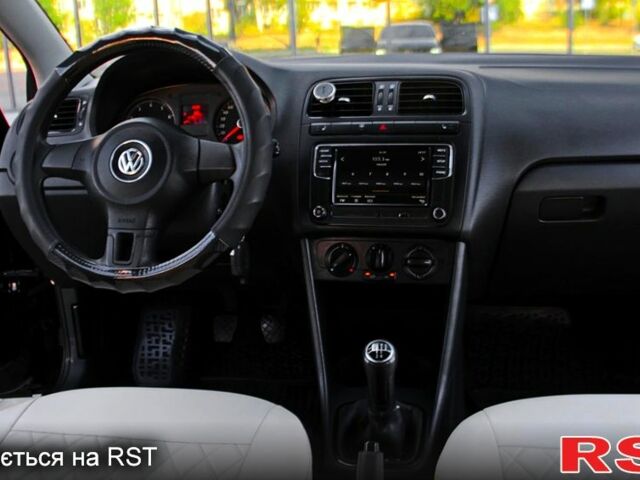 Чорний Фольксваген Поло, об'ємом двигуна 1.6 л та пробігом 117 тис. км за 7300 $, фото 6 на Automoto.ua