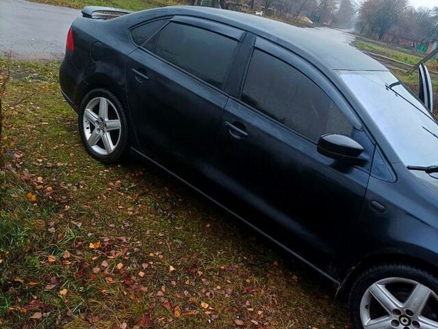 Чорний Фольксваген Поло, об'ємом двигуна 1.6 л та пробігом 270 тис. км за 5500 $, фото 1 на Automoto.ua