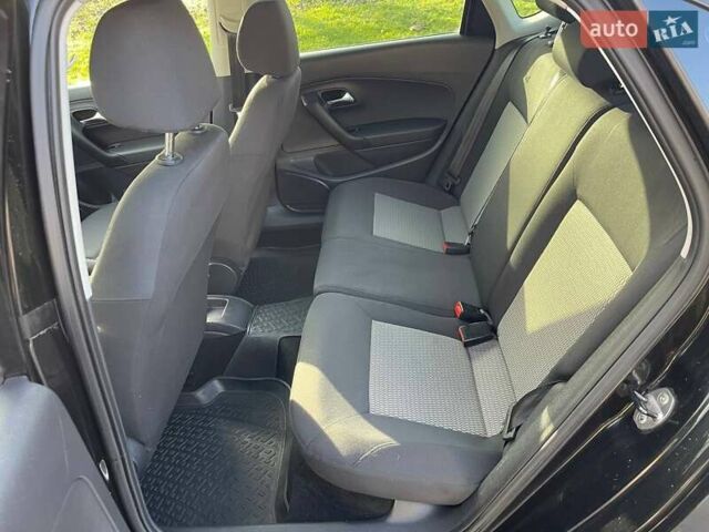 Чорний Фольксваген Поло, об'ємом двигуна 1.6 л та пробігом 184 тис. км за 6700 $, фото 62 на Automoto.ua