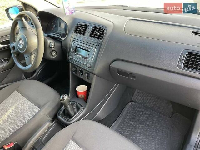 Чорний Фольксваген Поло, об'ємом двигуна 1.6 л та пробігом 184 тис. км за 6700 $, фото 48 на Automoto.ua