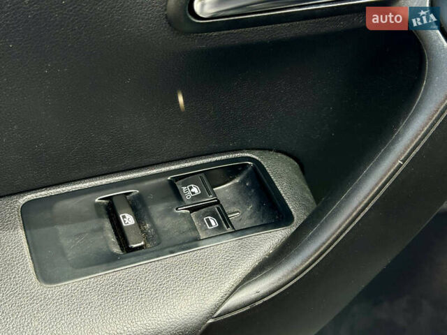 Черный Фольксваген Поло, объемом двигателя 1.6 л и пробегом 220 тыс. км за 7999 $, фото 14 на Automoto.ua