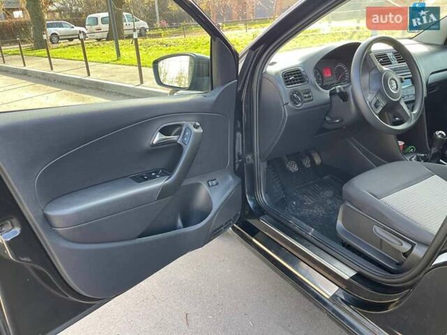 Чорний Фольксваген Поло, об'ємом двигуна 1.6 л та пробігом 184 тис. км за 6700 $, фото 44 на Automoto.ua