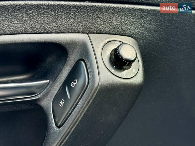 Черный Фольксваген Поло, объемом двигателя 1.6 л и пробегом 220 тыс. км за 7999 $, фото 15 на Automoto.ua