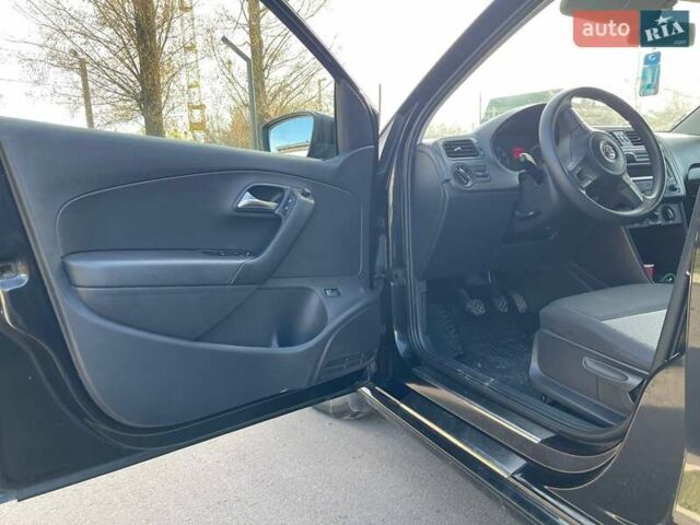 Чорний Фольксваген Поло, об'ємом двигуна 1.6 л та пробігом 184 тис. км за 6700 $, фото 43 на Automoto.ua