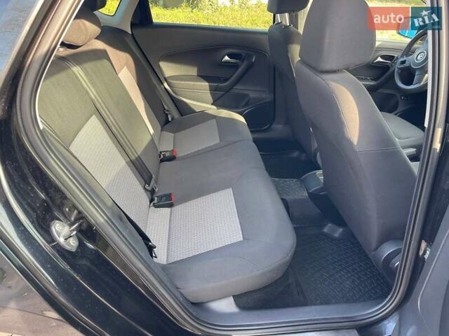 Чорний Фольксваген Поло, об'ємом двигуна 1.6 л та пробігом 184 тис. км за 6700 $, фото 61 на Automoto.ua