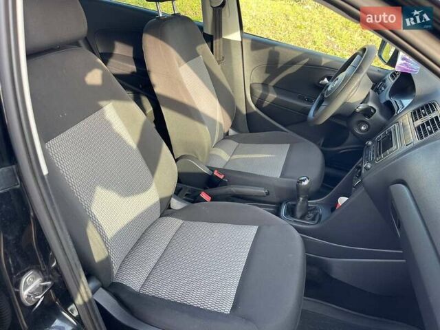 Чорний Фольксваген Поло, об'ємом двигуна 1.6 л та пробігом 184 тис. км за 6700 $, фото 57 на Automoto.ua