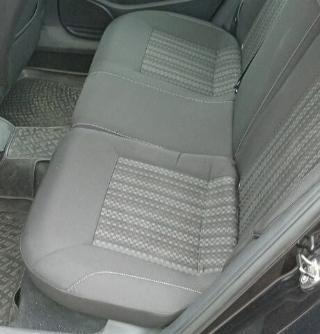 Черный Фольксваген Поло, объемом двигателя 1.6 л и пробегом 32 тыс. км за 10500 $, фото 7 на Automoto.ua