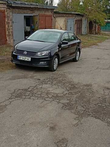 Черный Фольксваген Поло, объемом двигателя 1.6 л и пробегом 32 тыс. км за 10500 $, фото 1 на Automoto.ua