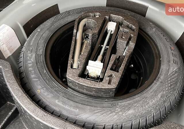 Чорний Фольксваген Поло, об'ємом двигуна 1.6 л та пробігом 77 тис. км за 9800 $, фото 6 на Automoto.ua