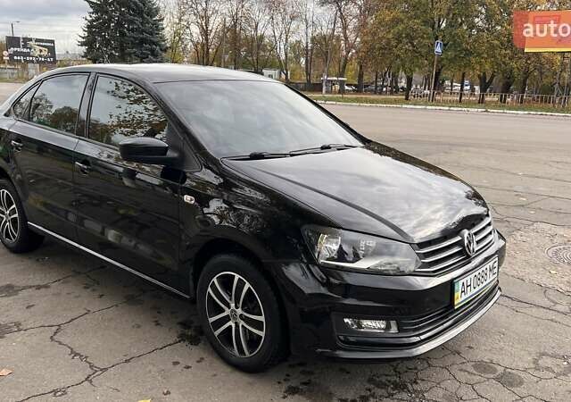 Чорний Фольксваген Поло, об'ємом двигуна 1.6 л та пробігом 77 тис. км за 9800 $, фото 2 на Automoto.ua