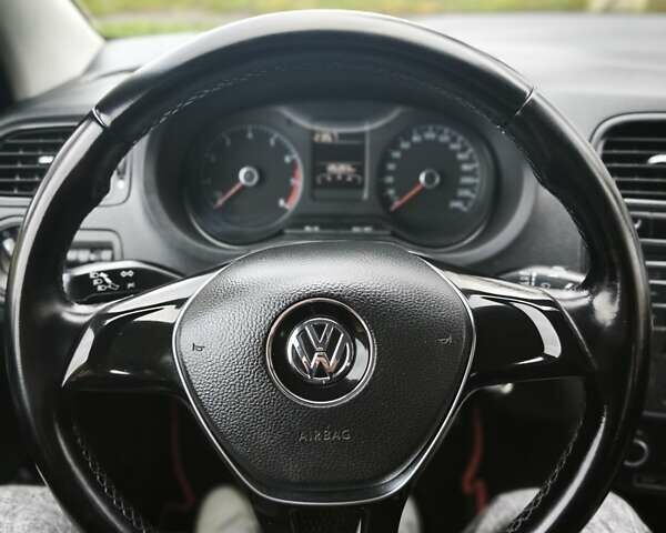 Черный Фольксваген Поло, объемом двигателя 1.4 л и пробегом 126 тыс. км за 8300 $, фото 18 на Automoto.ua