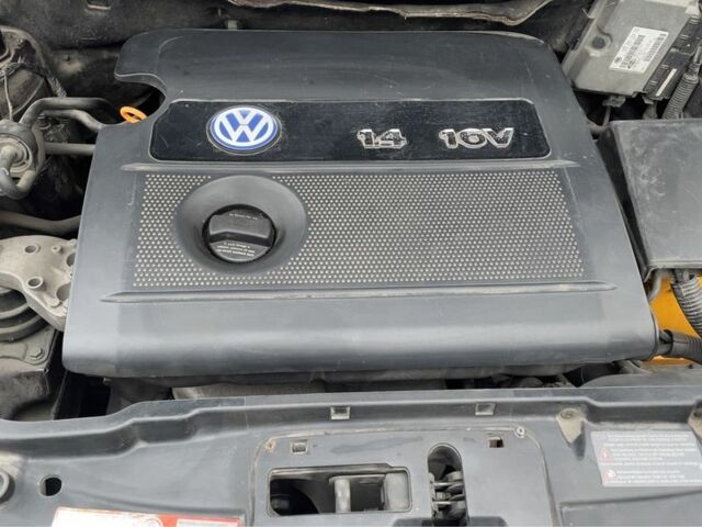 Фіолетовий Фольксваген Поло, об'ємом двигуна 1.4 л та пробігом 277 тис. км за 3300 $, фото 5 на Automoto.ua