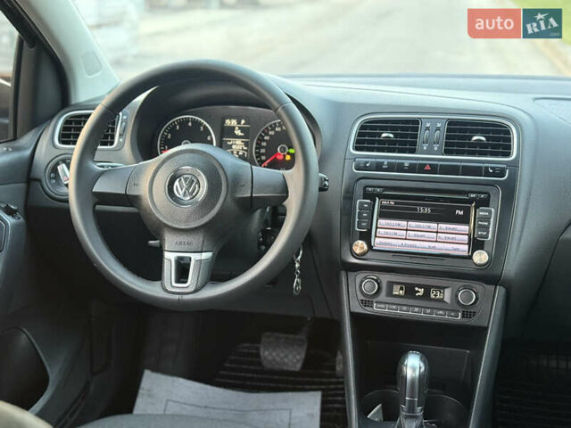 Коричневый Фольксваген Поло, объемом двигателя 1.2 л и пробегом 184 тыс. км за 7700 $, фото 16 на Automoto.ua