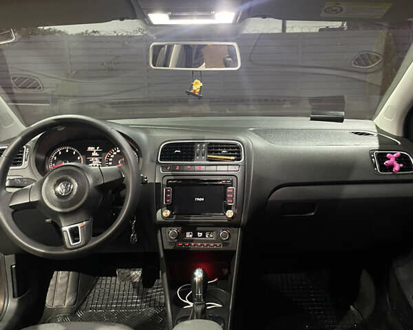 Коричневый Фольксваген Поло, объемом двигателя 1.2 л и пробегом 184 тыс. км за 7499 $, фото 12 на Automoto.ua