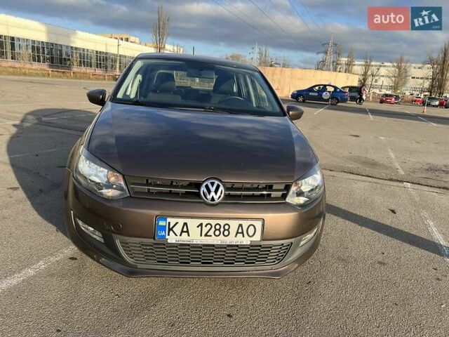 Коричневый Фольксваген Поло, объемом двигателя 1.39 л и пробегом 122 тыс. км за 9500 $, фото 1 на Automoto.ua