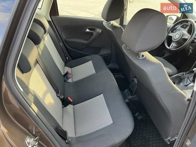 Коричневый Фольксваген Поло, объемом двигателя 1.39 л и пробегом 122 тыс. км за 9500 $, фото 20 на Automoto.ua