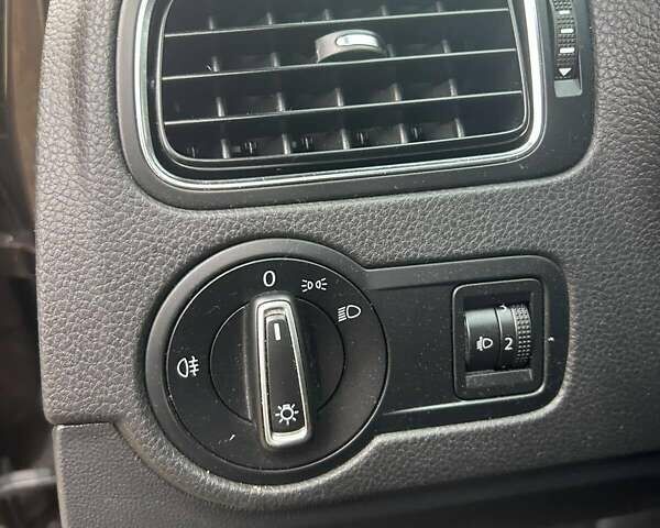 Коричневый Фольксваген Поло, объемом двигателя 1.42 л и пробегом 157 тыс. км за 8200 $, фото 8 на Automoto.ua